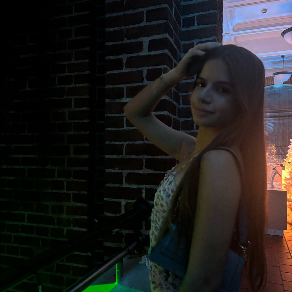 Meet your Posher, Alana